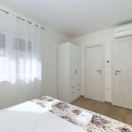 Luxury No 4 Familienfreundlich * Zadar